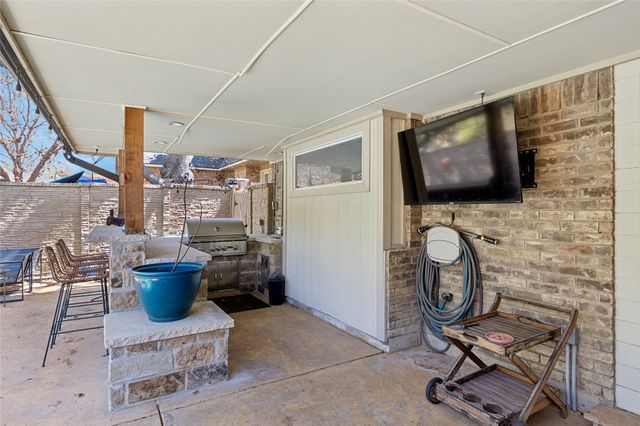 7704 Skylake Drive, Fort Worth, TX 76179