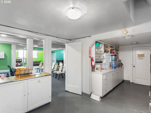 7119 Se KNIGHT St, Portland, OR 97206