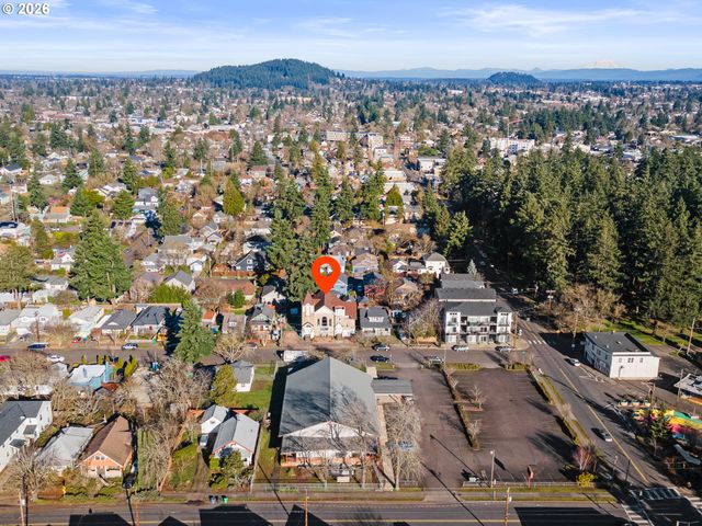 7119 Se KNIGHT St, Portland, OR 97206