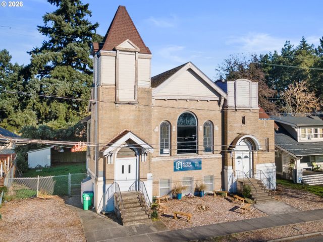 7119 Se KNIGHT St, Portland, OR 97206