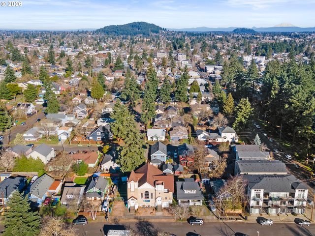 7119 Se KNIGHT St, Portland, OR 97206