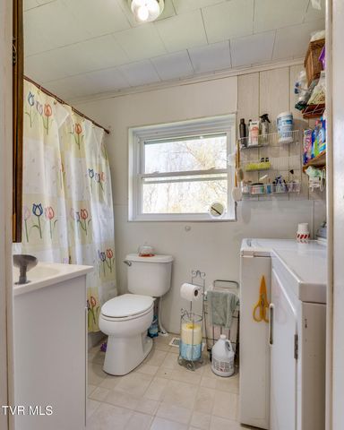 5759 Ring Road, Saint Paul, VA 24283