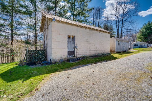 5759 Ring Road, Saint Paul, VA 24283