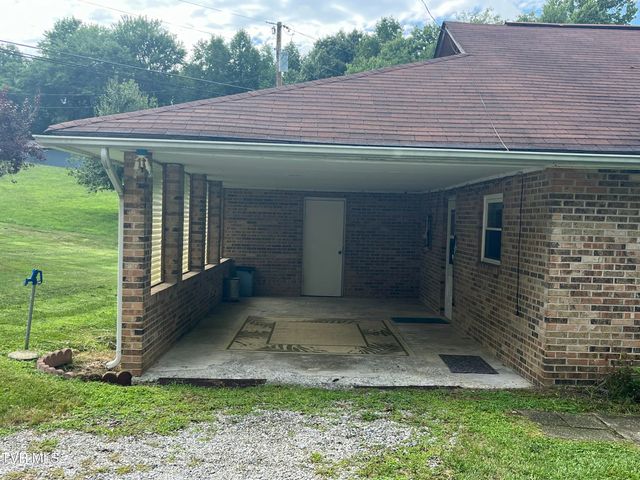 5759 Ring Road, Saint Paul, VA 24283