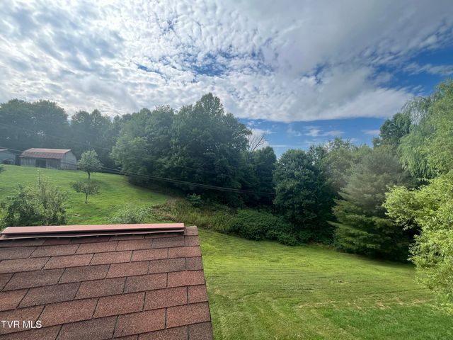5759 Ring Road, Saint Paul, VA 24283