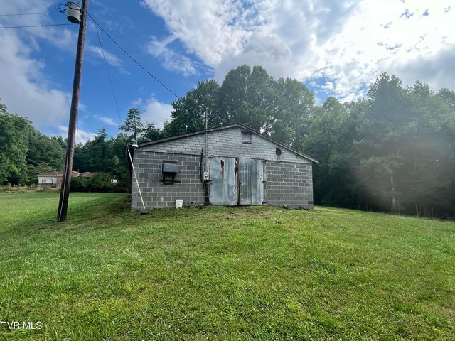 5759 Ring Road, Saint Paul, VA 24283