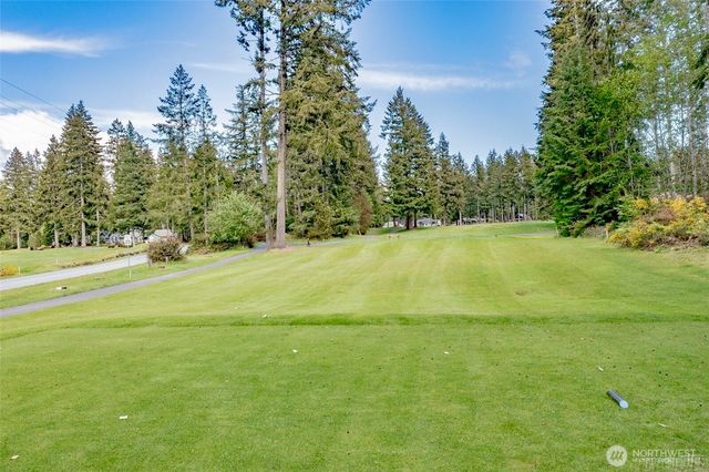 18 E Flaggwood Court, Union, WA 98592