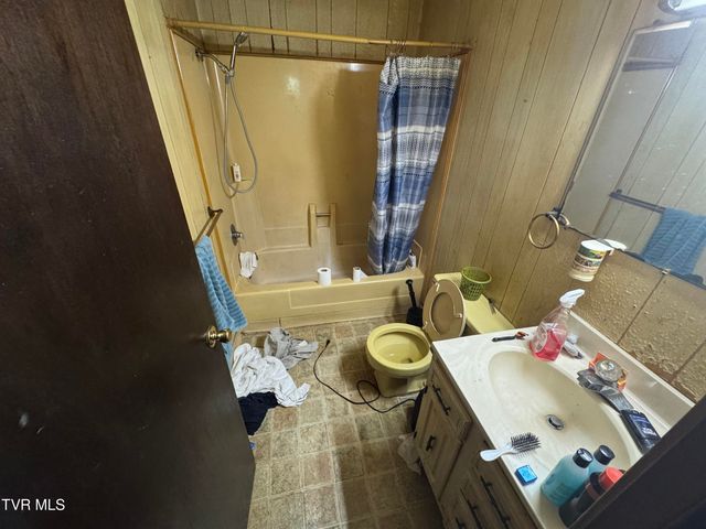 105 Pond Hill Road, Jonesborough, TN 37659