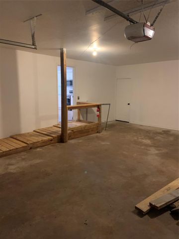 10978 Youpon Street, Cleveland, TX 77328