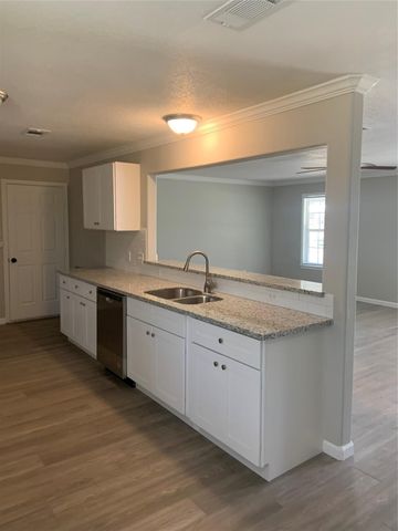 10978 Youpon Street, Cleveland, TX 77328