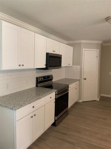 10978 Youpon Street, Cleveland, TX 77328