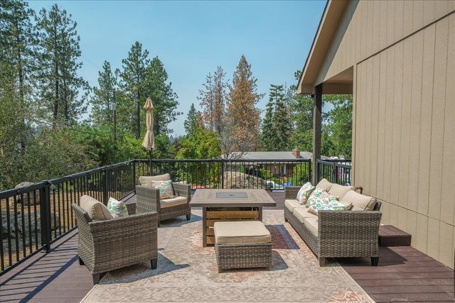 1213 S Highland Dr, Spokane Valley, WA 99212