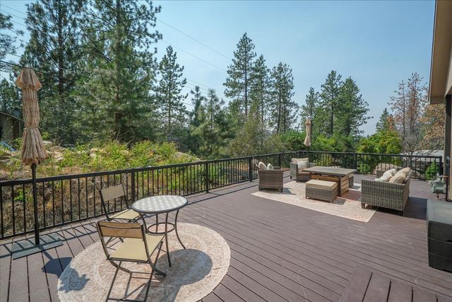 1213 S Highland Dr, Spokane Valley, WA 99212