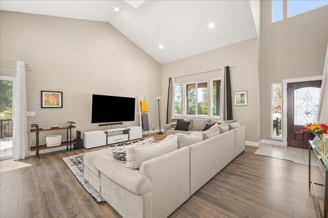 1213 S Highland Dr, Spokane Valley, WA 99212