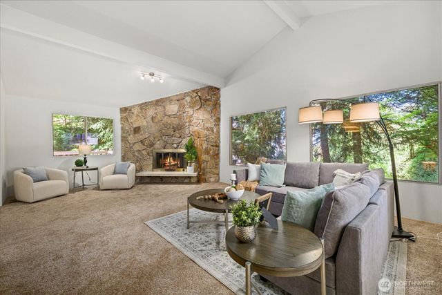 7223 NE 160th Street, Kenmore, WA 98028