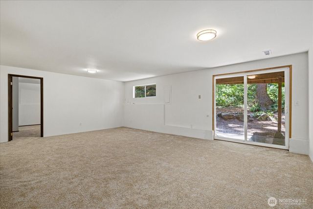 7223 NE 160th Street, Kenmore, WA 98028