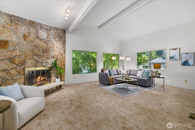 7223 NE 160th Street, Kenmore, WA 98028