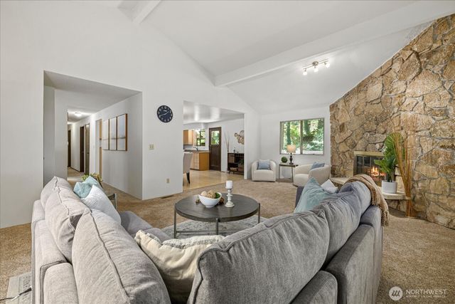 7223 NE 160th Street, Kenmore, WA 98028