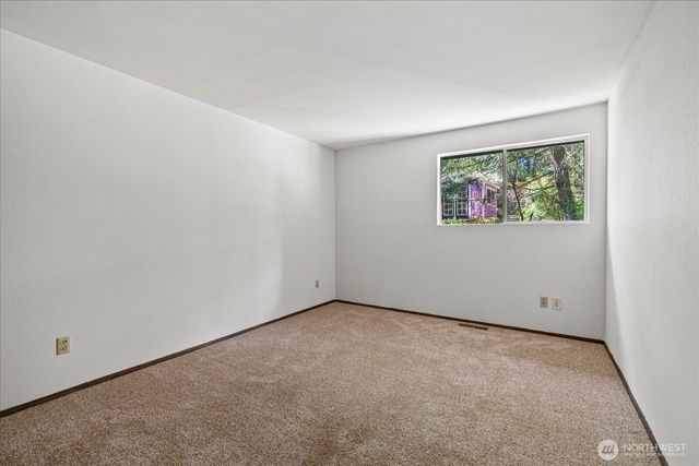 7223 NE 160th Street, Kenmore, WA 98028