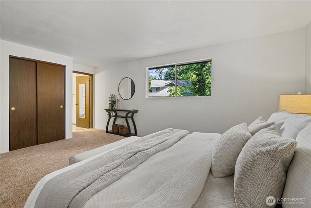 7223 NE 160th Street, Kenmore, WA 98028