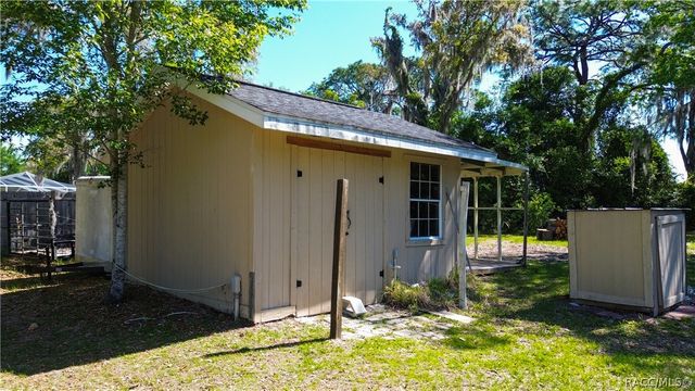 363 N Kensington Avenue, Lecanto, FL 34461