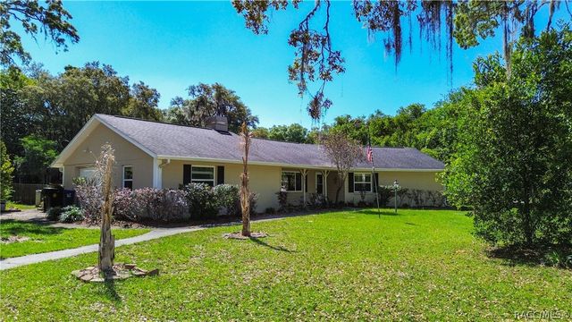 363 N Kensington Avenue, Lecanto, FL 34461