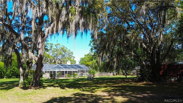 363 N Kensington Avenue, Lecanto, FL 34461