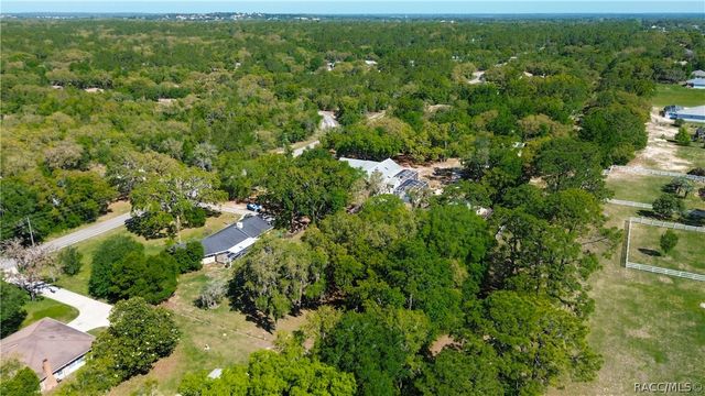 363 N Kensington Avenue, Lecanto, FL 34461