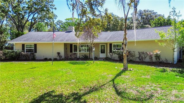 363 N Kensington Avenue, Lecanto, FL 34461