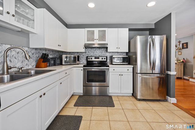 334 Gaylord Drive, Waterbury, CT 06708