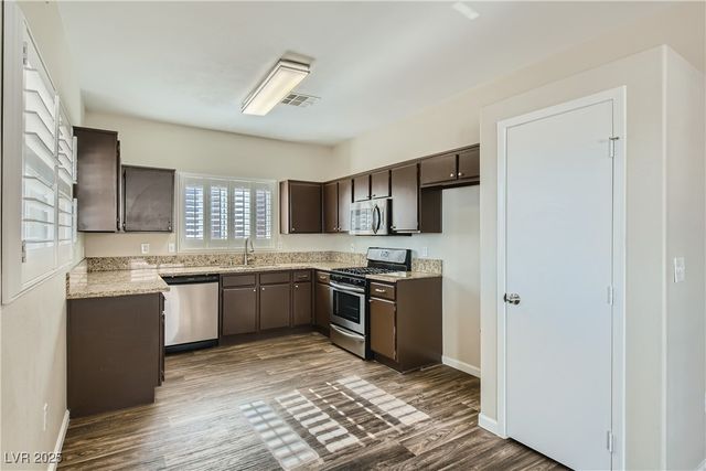 2726 Wood Drift Street, North Las Vegas, NV 89030