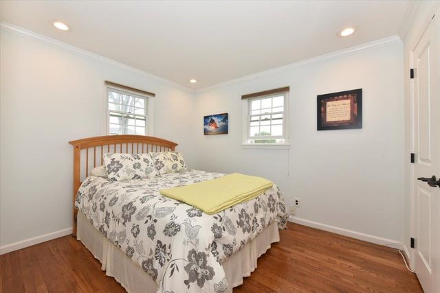 342 Park Lane, Massapequa Park, NY 11762