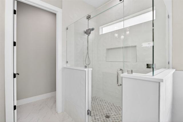 2123 Southerland Avenue, Dallas, TX 75203