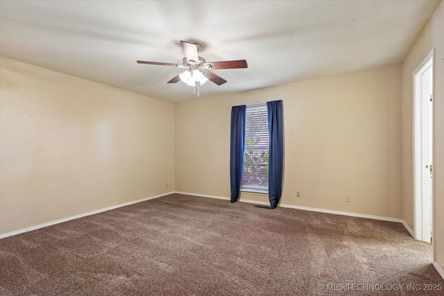 11612 S 101st East Avenue, Bixby, OK 74008