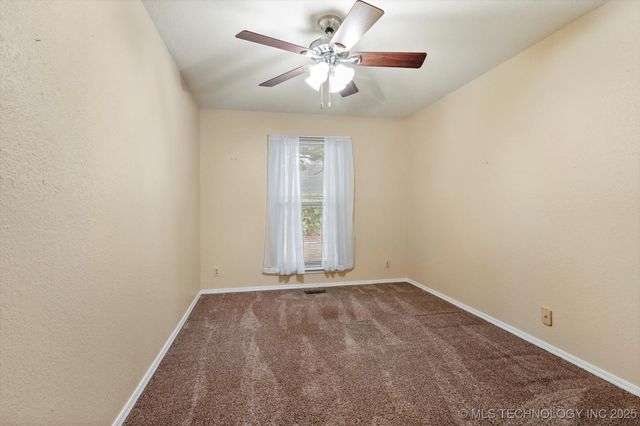 11612 S 101st East Avenue, Bixby, OK 74008