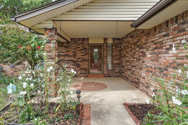 11612 S 101st East Avenue, Bixby, OK 74008