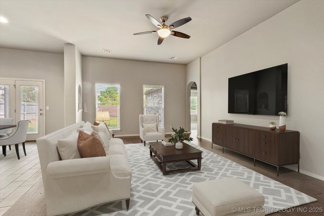 2608 W Tucson Court, Broken Arrow, OK 74011