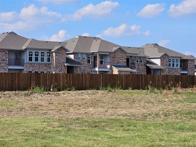 512 W Cedar Street, Gunter, TX 75058
