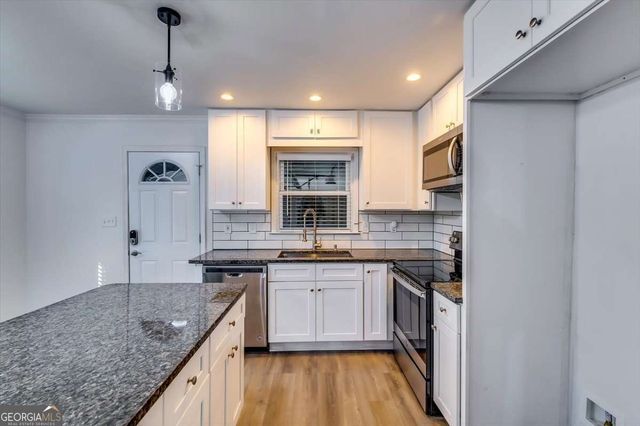 1943 Arnold Drive, Austell, GA 30106