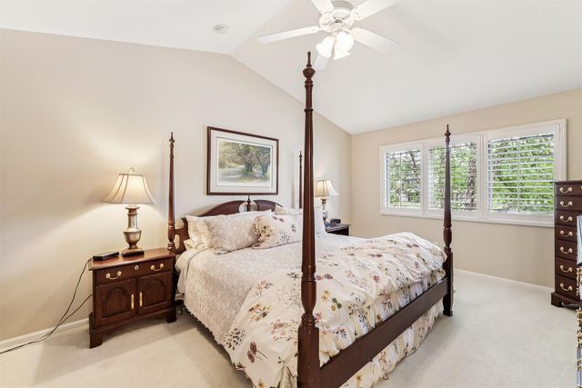 15410 Oakwood Drive, Urbandale, IA 50323