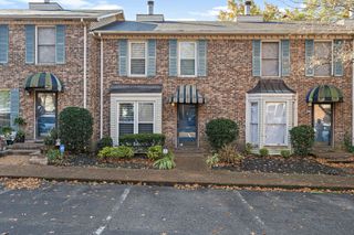 509 Williamsburg Dr, Nashville, TN 37214