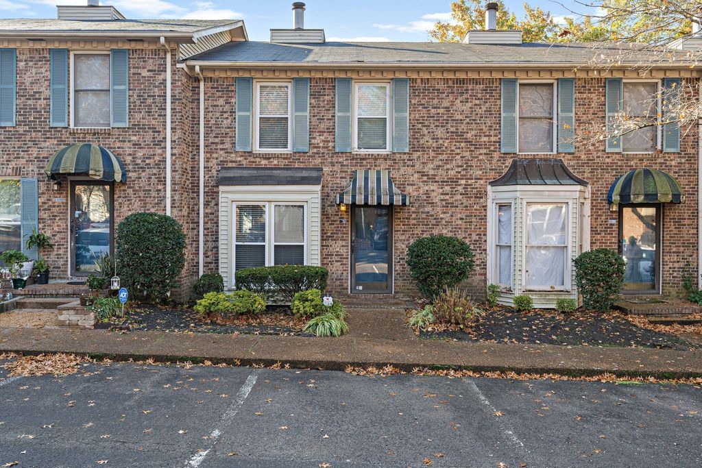 509 Williamsburg Dr, Nashville, TN 37214