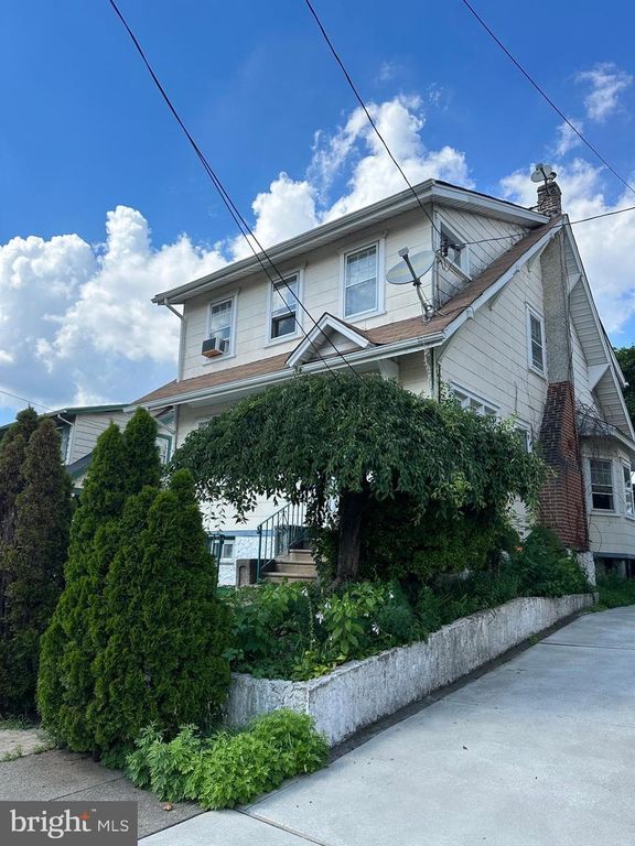 325 MAGEE AVE, Philadelphia, PA 19111