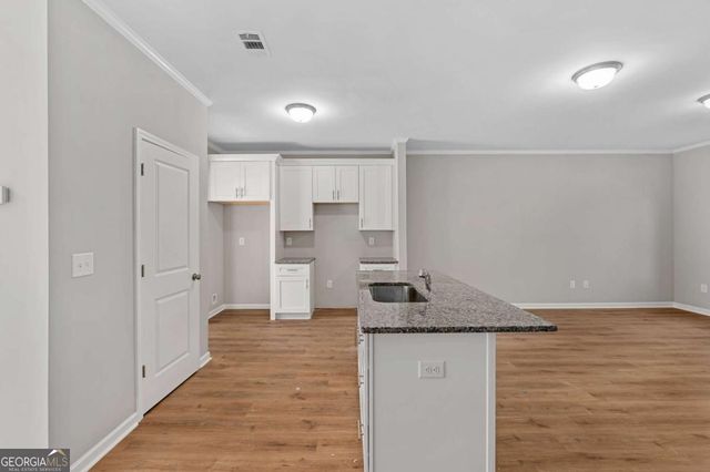 2840 Laurel Ridge Circle, East Point, GA 30344