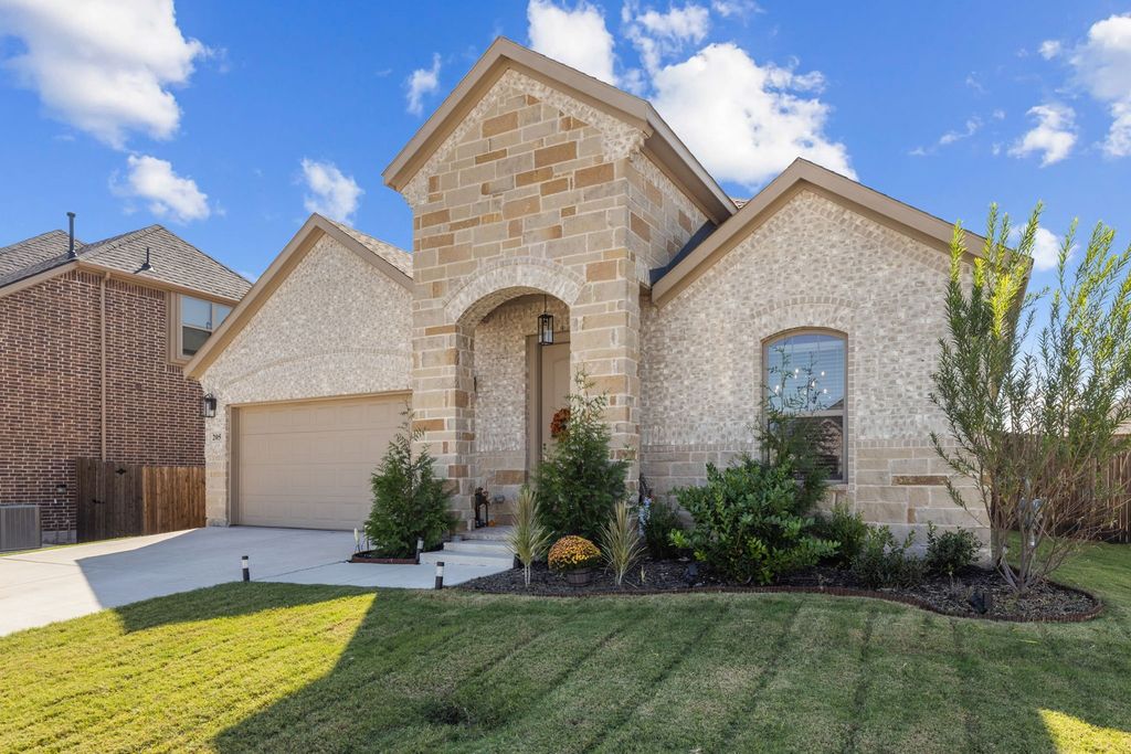205 Michael Drive, Princeton, TX 75407