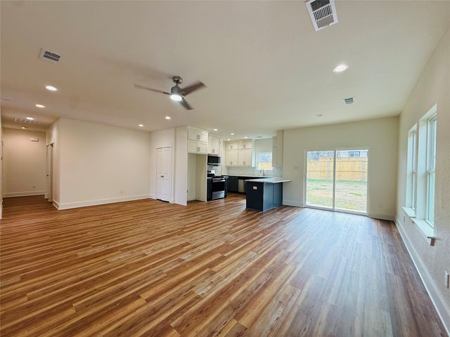 1205 Hemphill Street, Greenville, TX 75401