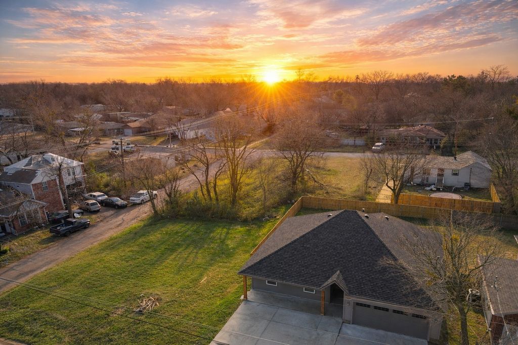 1205 Hemphill Street, Greenville, TX 75401