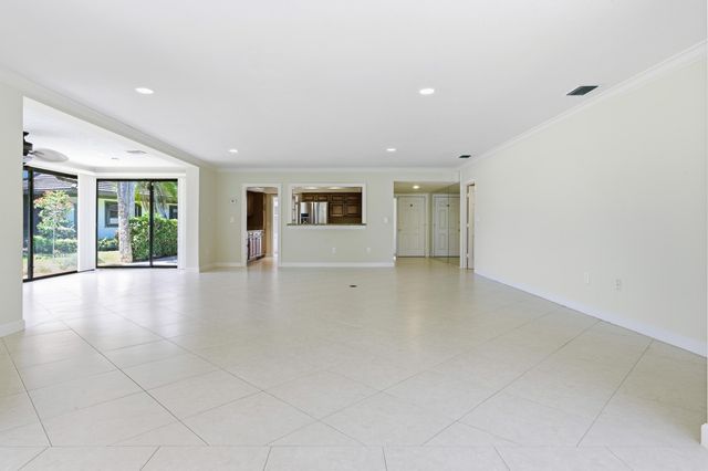 2730 W Polo Island Drive A101, Wellington, FL 33414