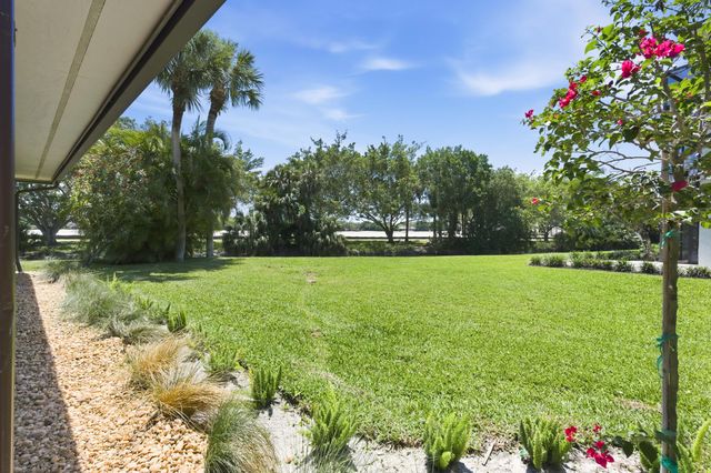 2730 W Polo Island Drive A101, Wellington, FL 33414