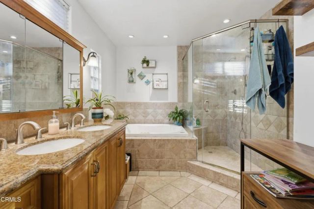 23508 Canzonet Street, Woodland Hills, CA 91367